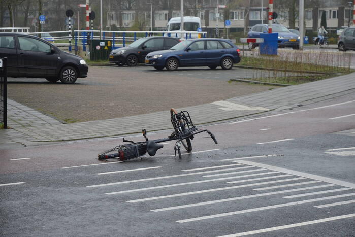 Fietser geschept door automobilist