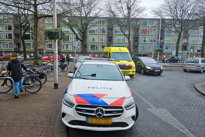 Fatbiker en automobilist botsen op elkaar