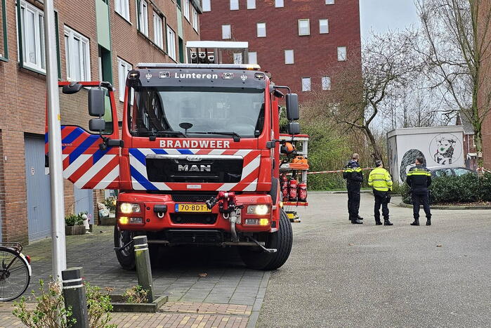 Gaslucht in meerdere portieken geroken