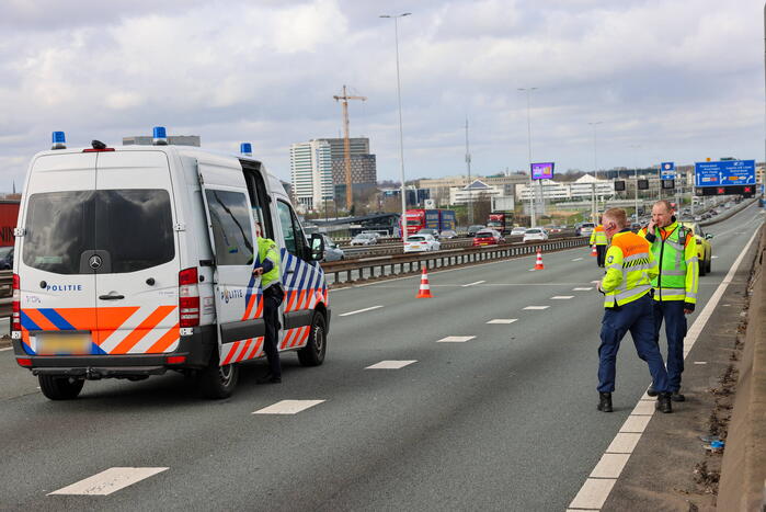 Van Brienenoordbrug deels afgesloten door ongeval