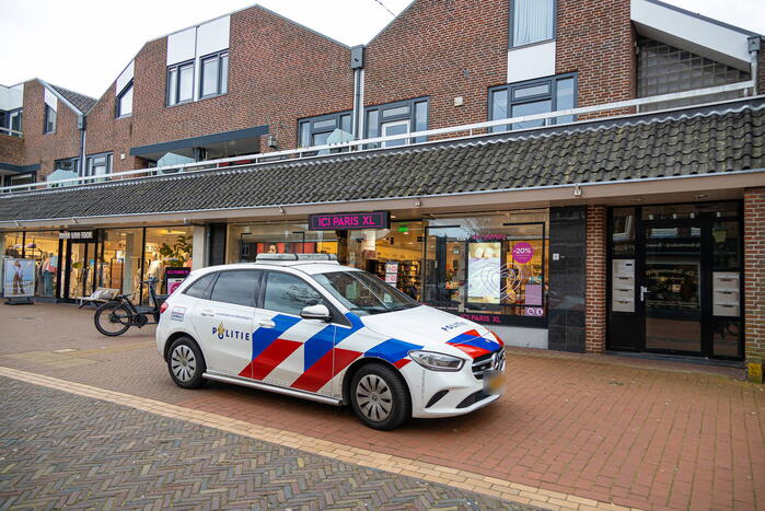Verdachten op de vlucht na overval op ICI Paris