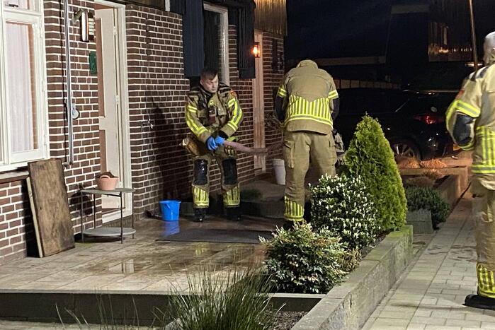 Brandweer ingezet voor waterlekkage in woning