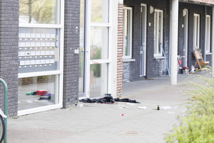 Zwaargewonde na steekpartij bij flat