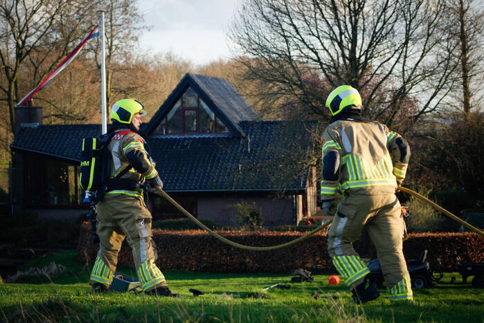 Brand rondom transformatorhuis snel geblust