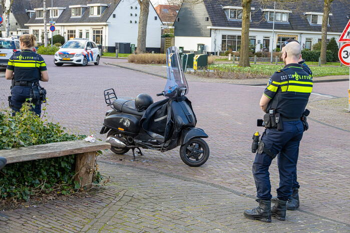 Gewonde bij ongeval tussen automobilist en scooter met twee opzittenden