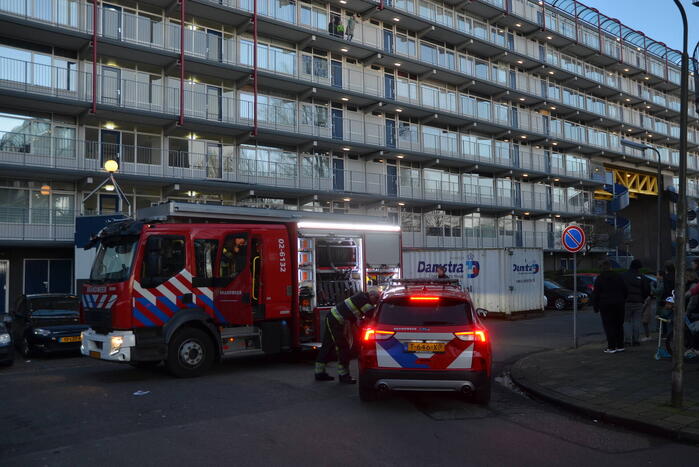 Rookoverlast door barbecue op balkon