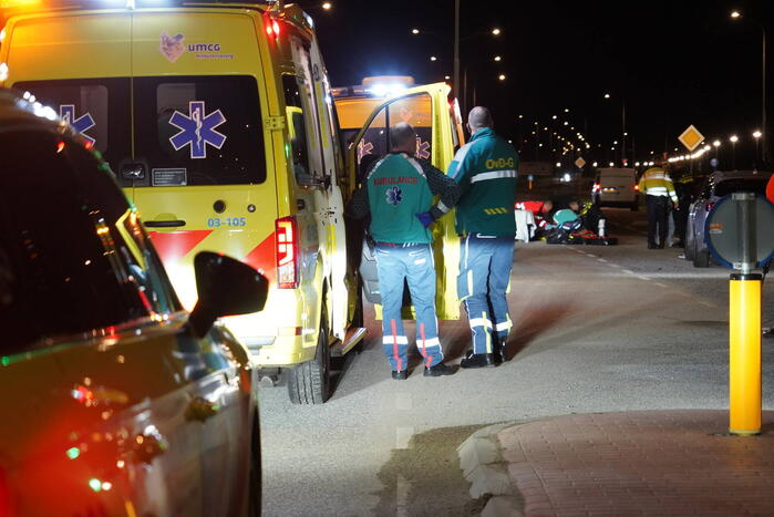 Zwaargewonde bij botsing tussen auto en motor