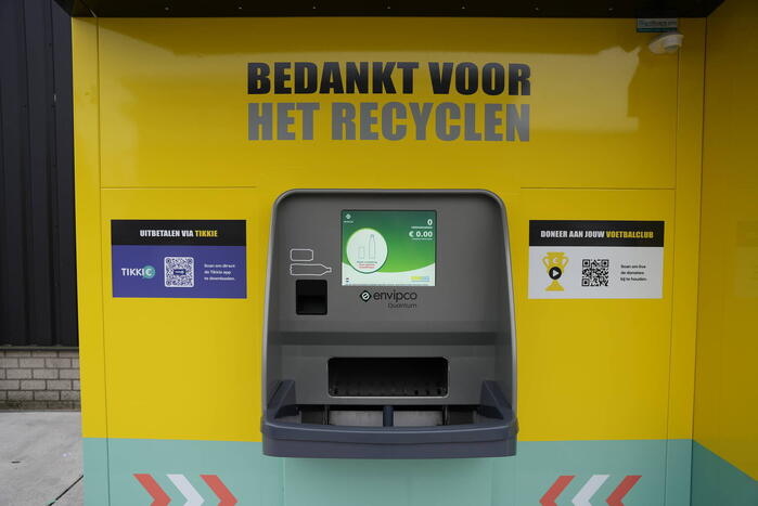 Eerste openbare statiegeldmachine van Nederland geplaatst
