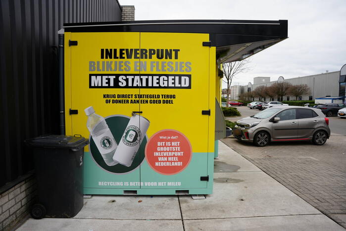 Eerste openbare statiegeldmachine van Nederland geplaatst
