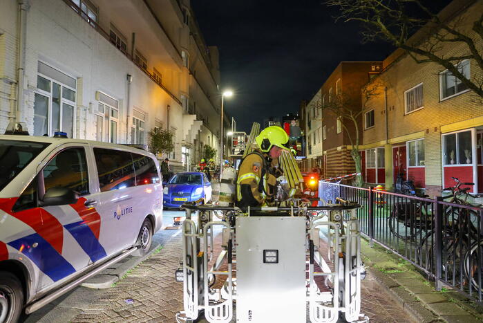Kaars veroorzaakt brand in badkamer