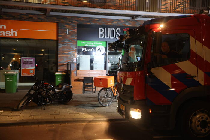 Bewoners wakker gemaakt door waterlekkage