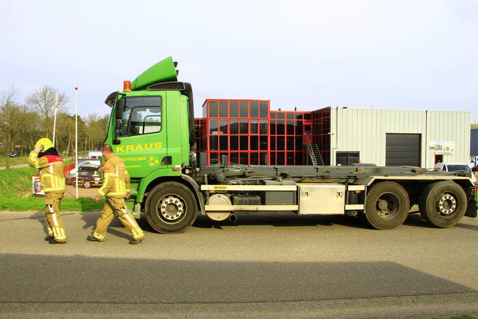 Rookontwikkeling bij chassis van vrachtwagen