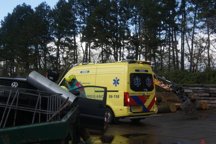 Houtzagerij volledig in het teken van hulpdiensten vanwege brandweerwedstrijd