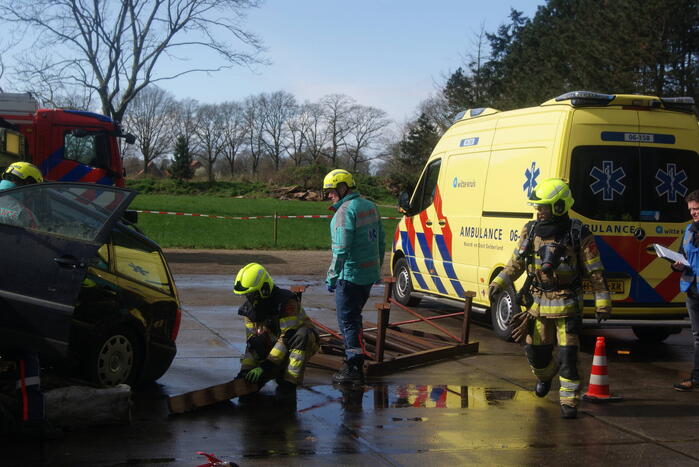 Houtzagerij volledig in het teken van hulpdiensten vanwege brandweerwedstrijd