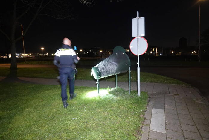 Politie blust brand in afvalvangnet