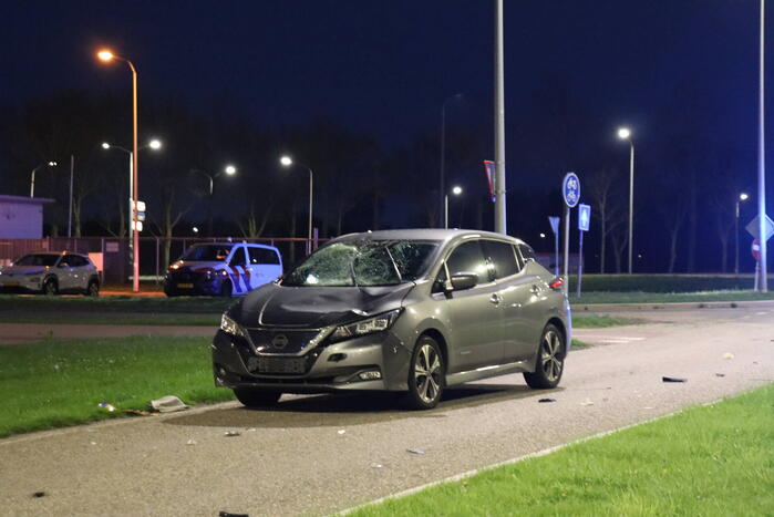 Fietser ernstig gewond bij aanrijding met personenauto