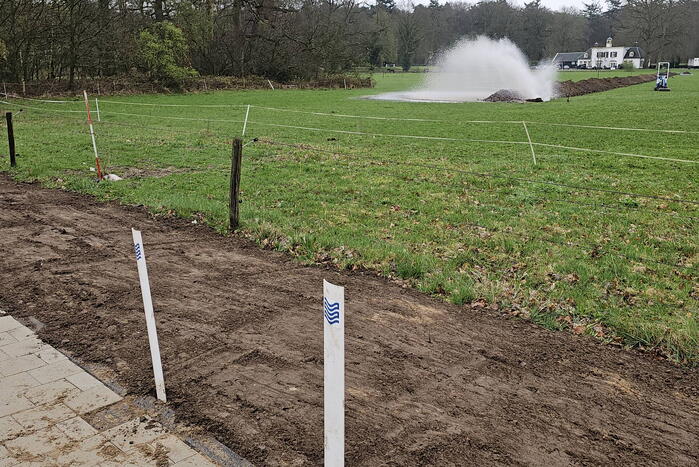 Waterleiding geraakt bij werkzaamheden