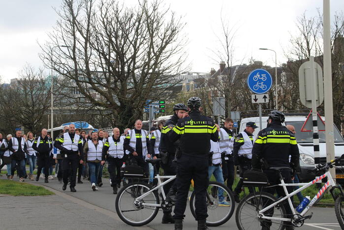 Politieagenten demonstreren tegen te hoge pensioenleeftijd