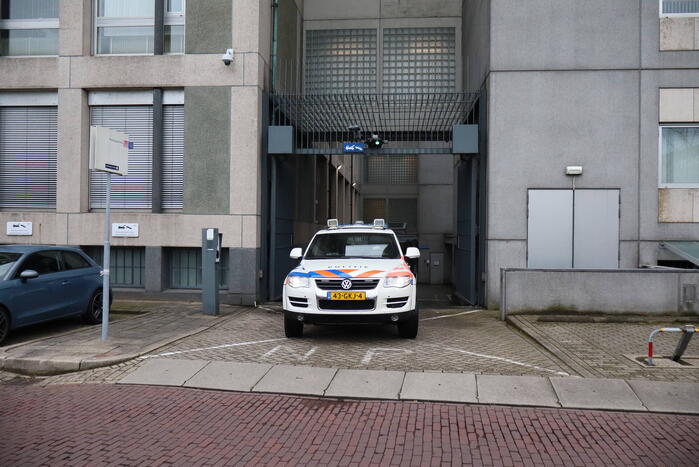 Massale politie-inzet bij rechtzaak, pegida voorman aangehouden