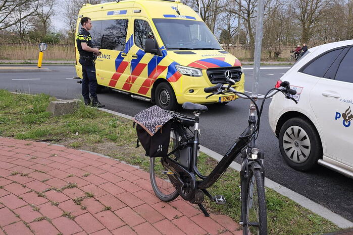 Vrouw gewond na val met ebike
