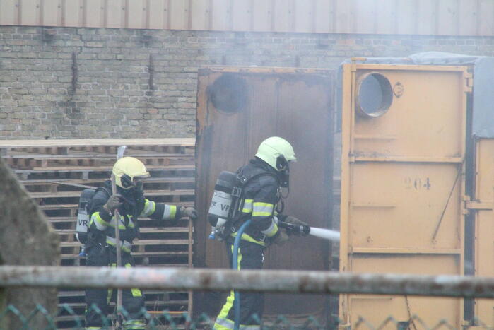 Rookontwikkeling bij brand in container