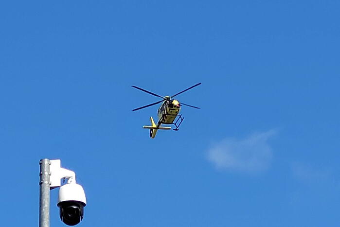 Vrachtwagenchauffeur bekneld na ongeval