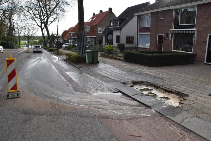 Wederom waterleidingbreuk, einde misère inzicht