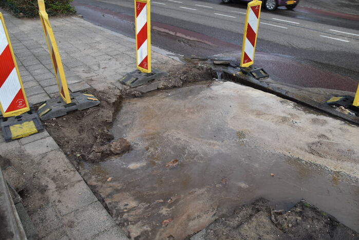Wederom waterleidingbreuk, einde misère inzicht
