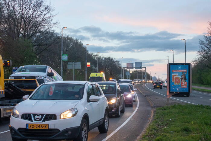 Vier voertuigen betrokken bij kettingbotsing