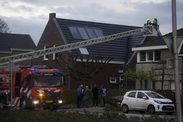 Schoorsteenbrand snel onder controle
