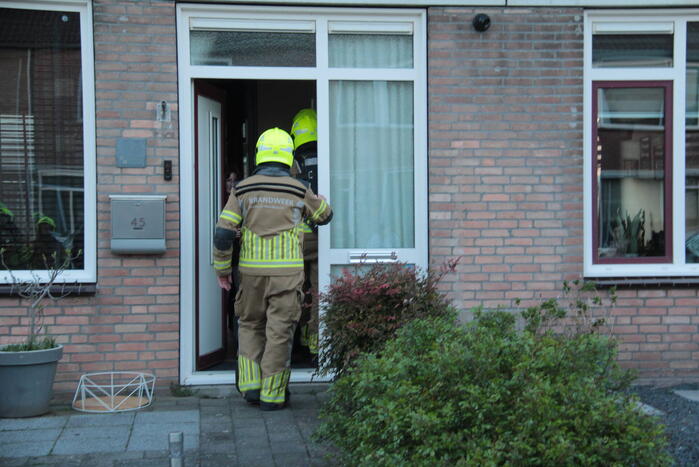 Brandweer controleert zonnepanelen op mogelijke brand