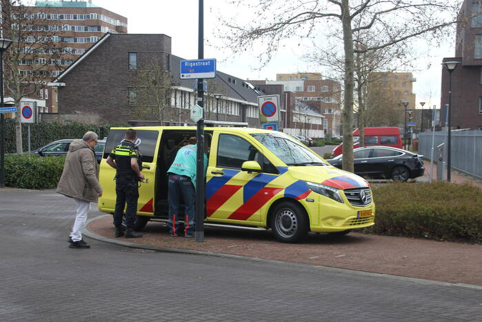 Scooters in botsing op kruising