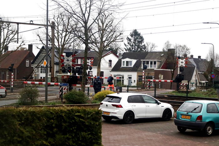 Gevaarlijke situatie door gesloten slagbomen