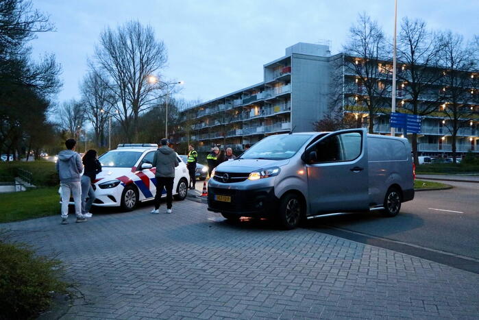 Veel schade bij botsing op kruispunt