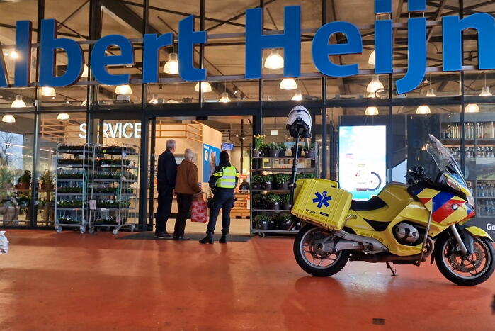 Winkeldief slaat op de vlucht en springt zeven meter naar benenden