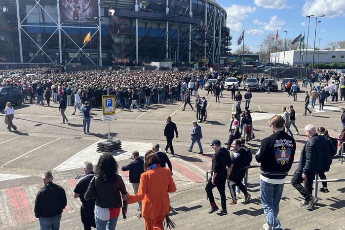 Grote drukte rondom Kuip in aanloop van klassieker