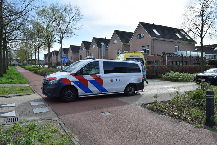 Fietser en voetganger botsen op oversteekplaats