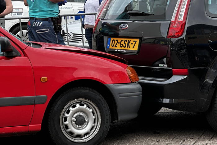 Meerdere auto's betrokken bij botsing