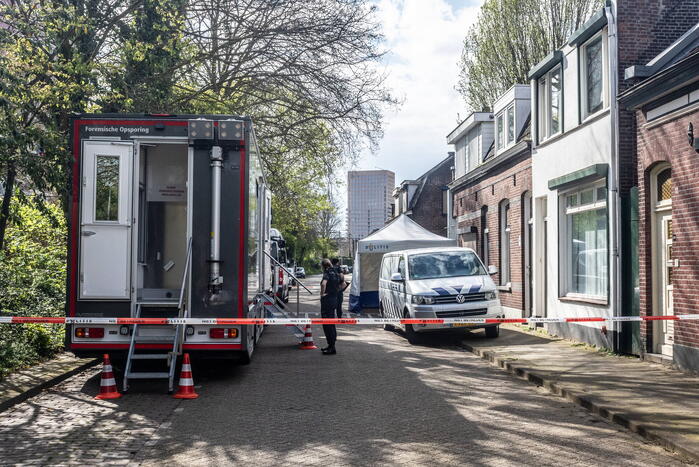 Groot onderzoek naar dodelijk steekincident in woonwijk