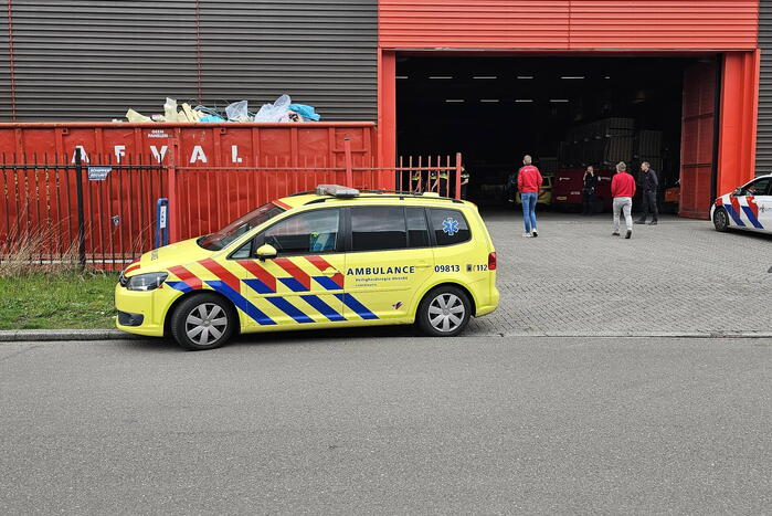 Persoon gewond bij bedrijfsongeval