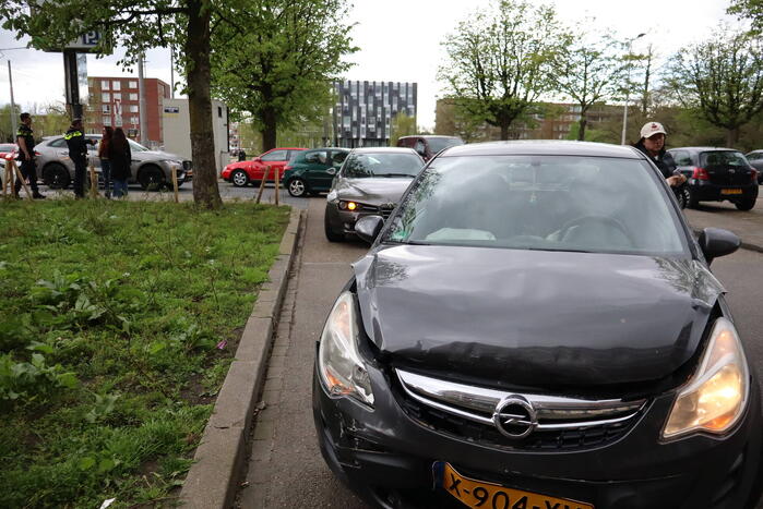 Flinke schade en lekkage na kop-staart botsing