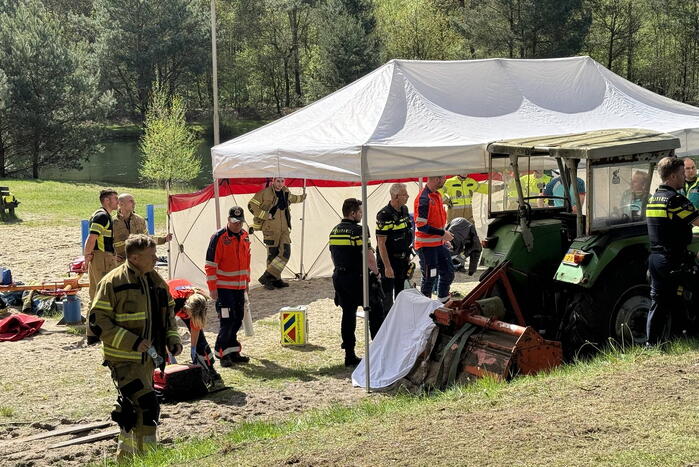 Man overleden na ongeluk met grasmaaier in speeltuin