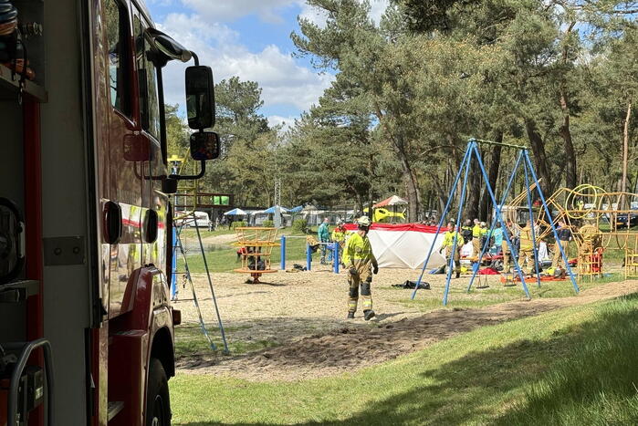 Man overleden na ongeluk met grasmaaier in speeltuin