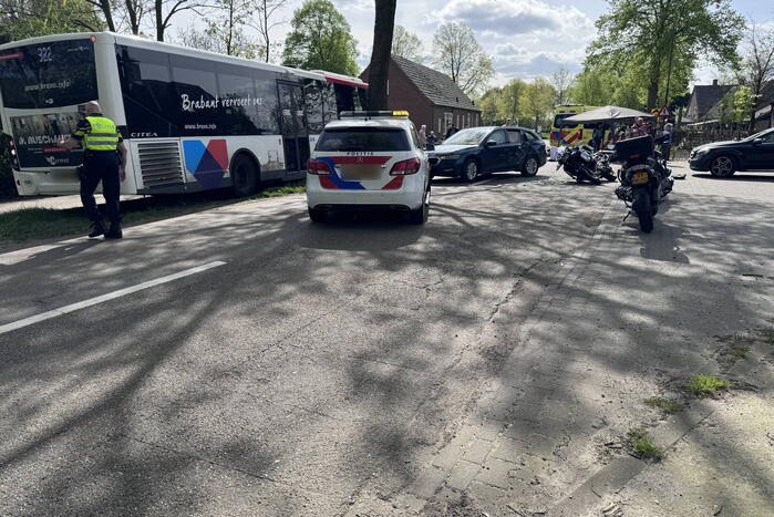 Motorrijder gewond bij botsing met automobilist