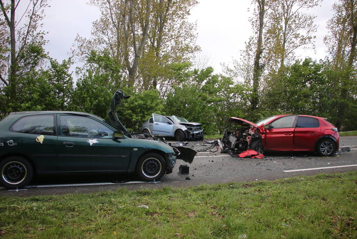 Meerdere gewonden bij ernstig ongeval
