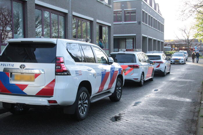 Persoon ernstig gewond na val van trap