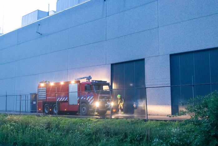 Brand in oven van bedrijf