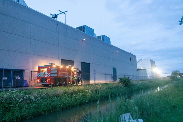 Brand in oven van bedrijf