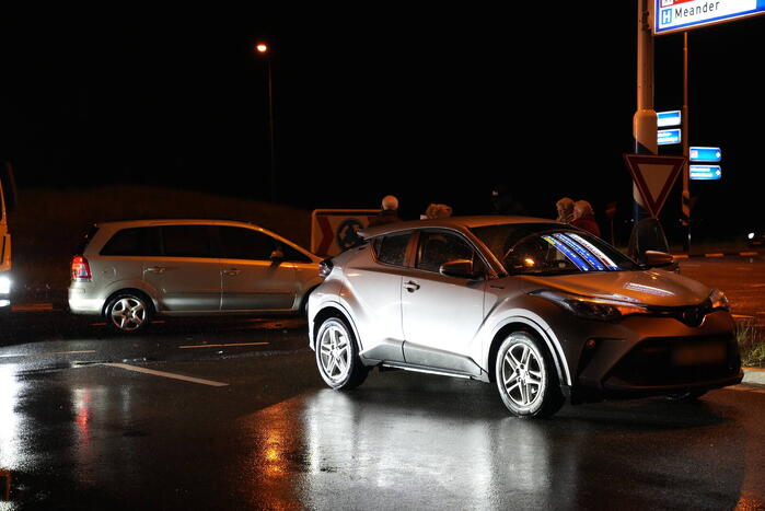 Schade bij botsing tussen twee personenauto's