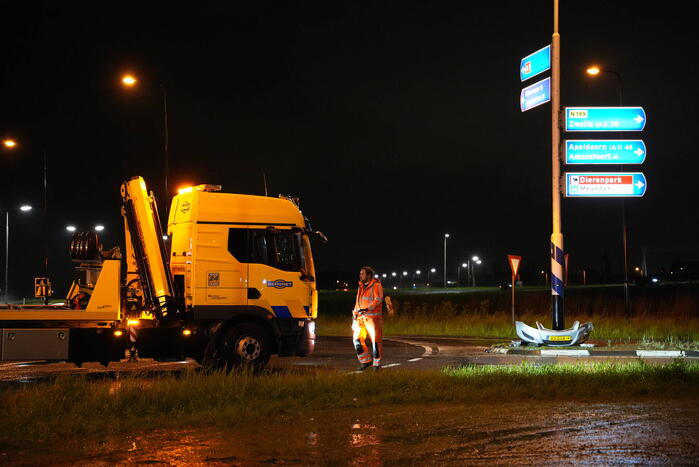 Schade bij botsing tussen twee personenauto's